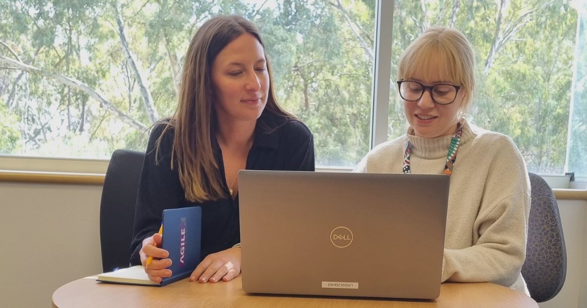 Dedicated Client Lead managing communication for bioanalysis project client meeting at Agilex Biolabs.